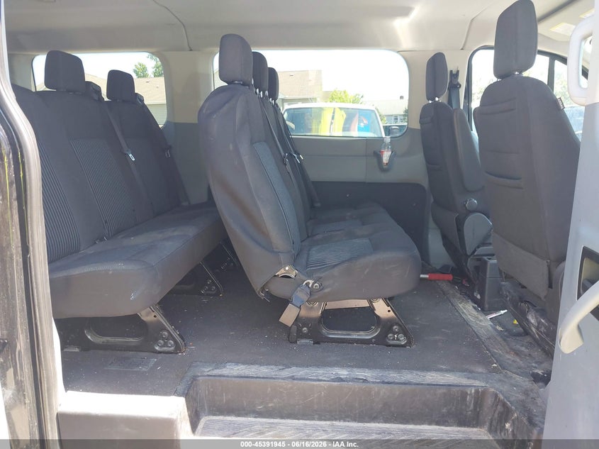 AtlanticExpress - Ford Transit-150