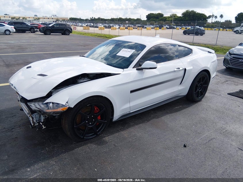 2020 FORD MUSTANG auction photo 2