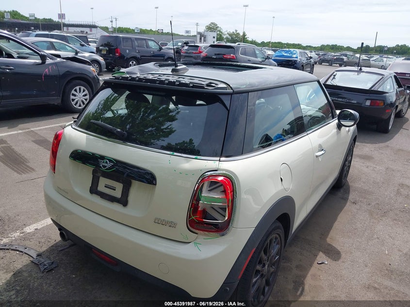 Vin: wmwxr3c0xm2n27553, lot: 45889990, mini hardtop cooper 20214