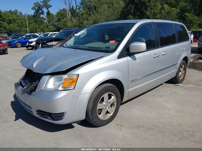 2008 DODGE GRAND CARAVAN auction photo 2