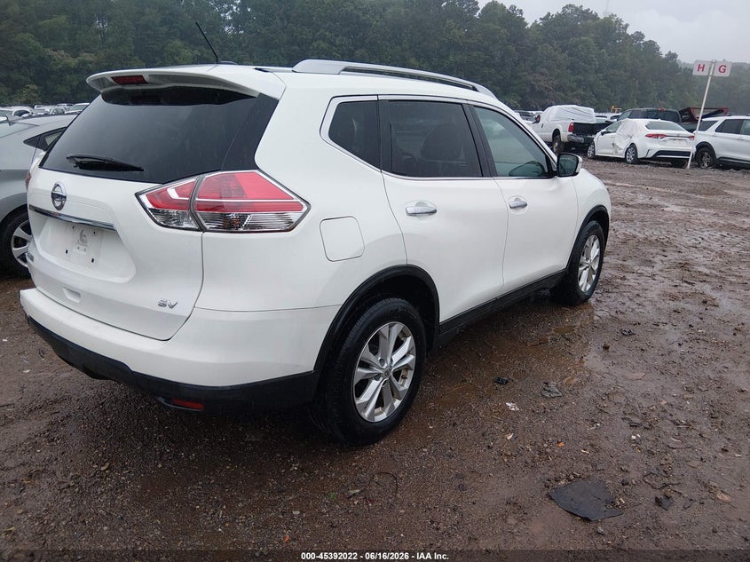 2015 NISSAN ROGUE auction photo 4