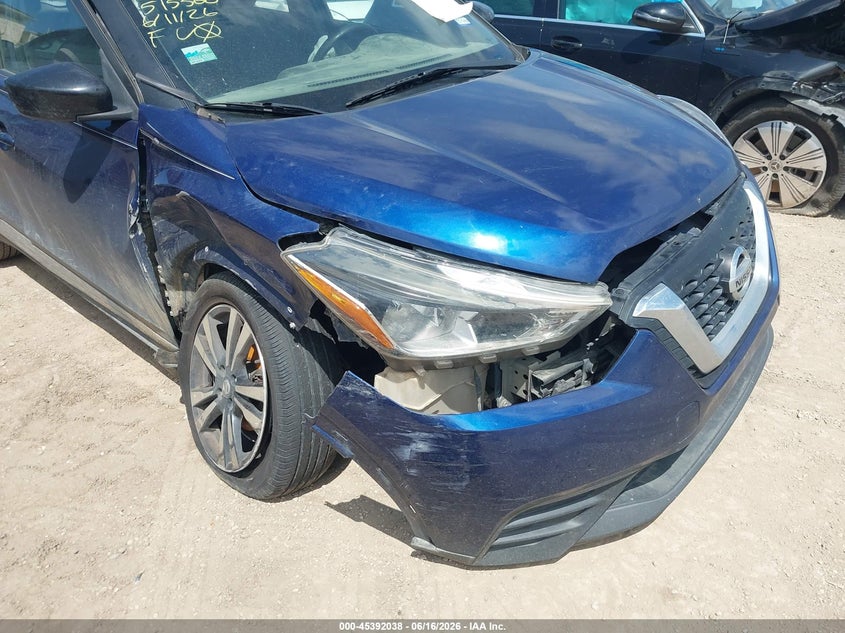 VIN 3N1CP5CU1KL515568 2019 NISSAN KICKS SV