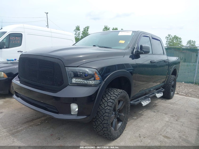 2015 Ram 1500 Express 1C6RR7KT0FS556391 photo 1