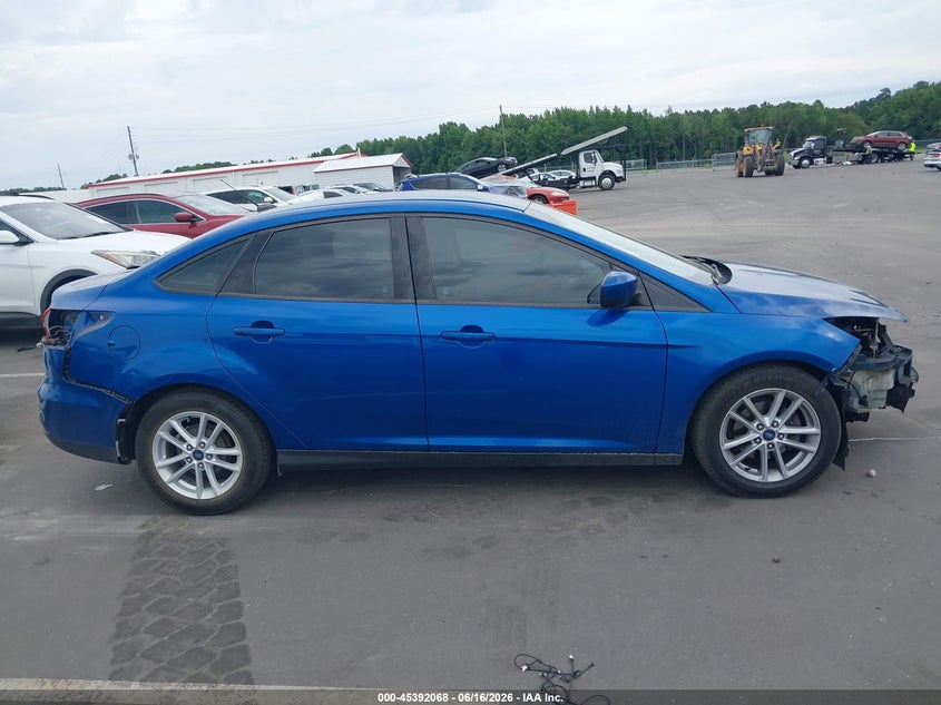 2018 Ford Focus Se VIN: 1FADP3F20JL263957 Lot: 45392068