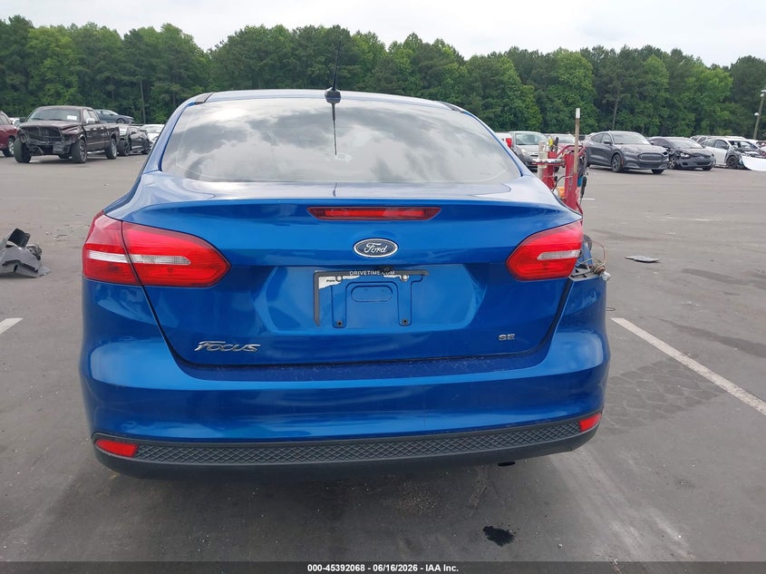 2018 Ford Focus Se VIN: 1FADP3F20JL263957 Lot: 45392068