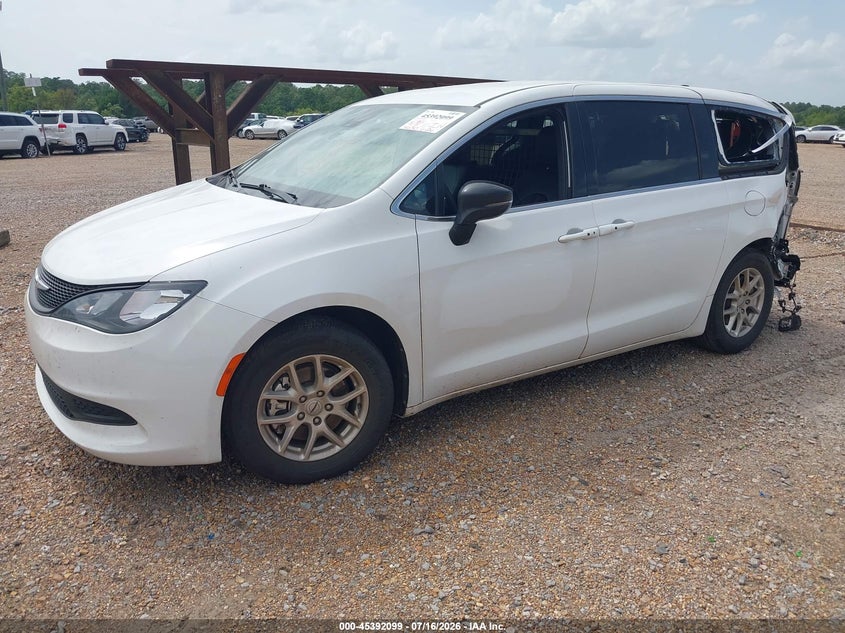 Vin: 2c4rc1cg3sr525074, lot: 45890102, chrysler voyager lx 20252