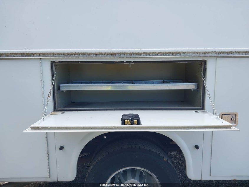 2012 CHEVROLET SILVERADO 3500HD CHASSIS auction photo 8