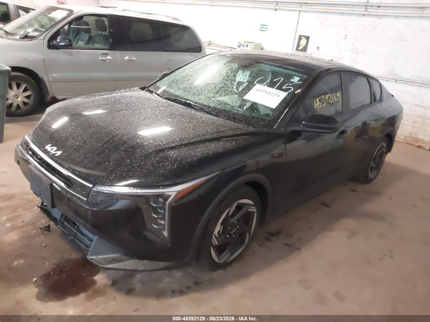 Vin: 3kpfu4de4se216875, lot: 45890132, kia k4 ex 20252