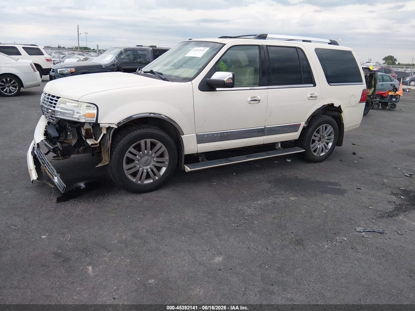 2007 LINCOLN NAVIGATOR auction photo 2