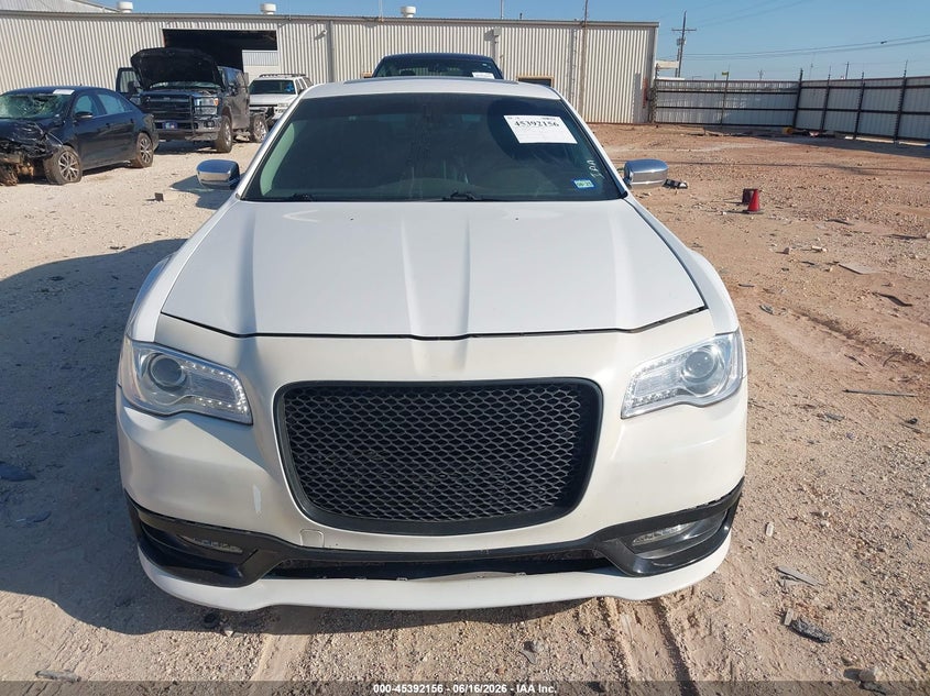 2016 Chrysler 300C VIN: 2C3CCAEGXGH349415 Lot: 45392156