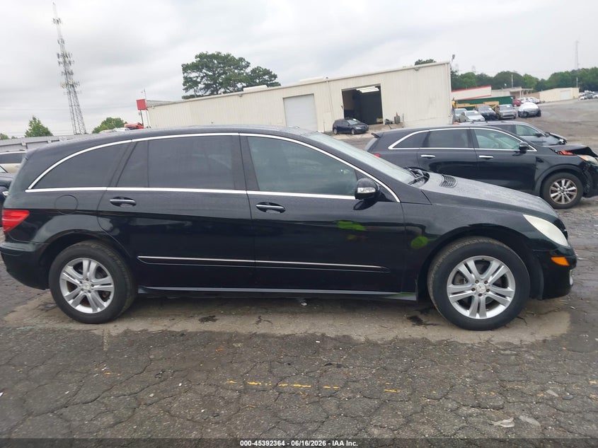2006 Mercedes-Benz R 500 4Matic VIN: 4JGCB75E56A009375 Lot: 45392364