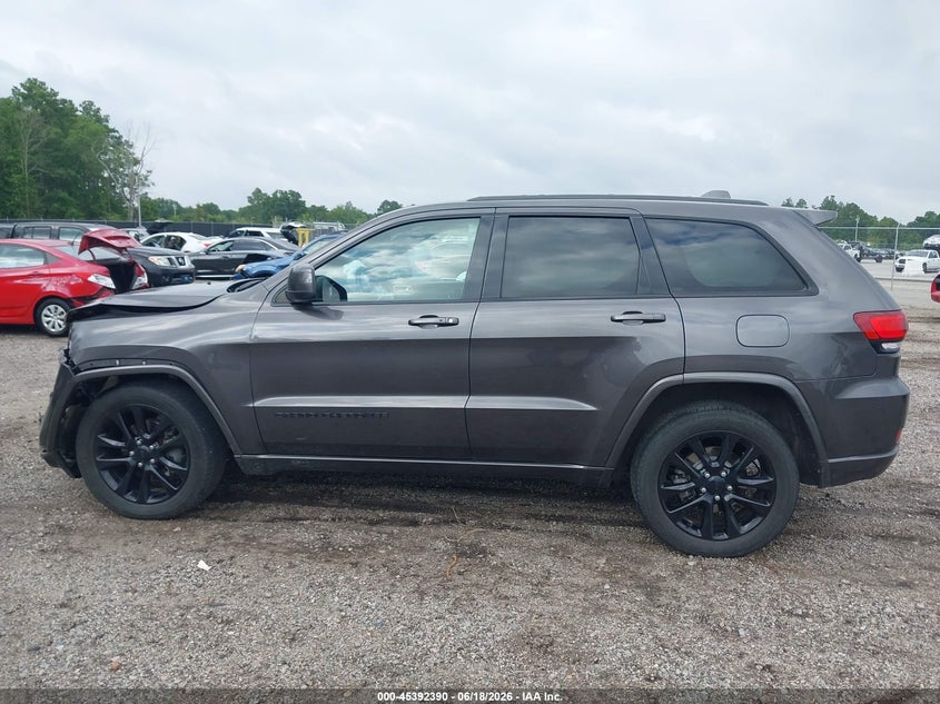 JEEP GRAND CHEROKEE - zdjęcie 14