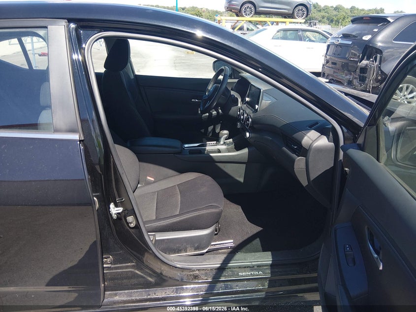 2022 NISSAN SENTRA auction photo 5