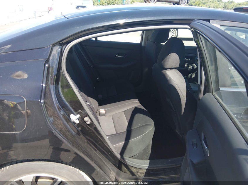 2022 NISSAN SENTRA auction photo 8