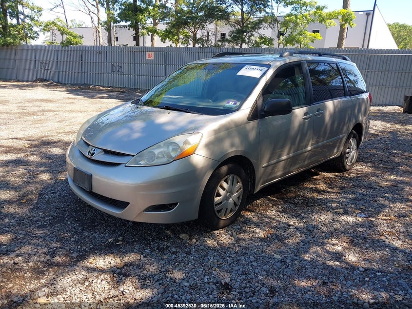 2007 Toyota Sienna Le 5TDZK23C57S061676 photo 1