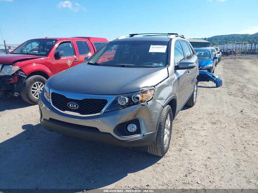 Vin: 5xykt3a62cg230030, lot: 45890657, kia sorento lx 20122