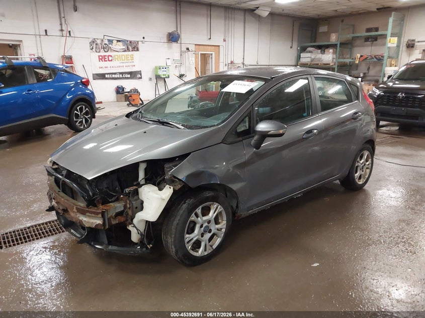 Vin: 3fadp4ej8em194678, lot: 45890694, ford fiesta se 20142