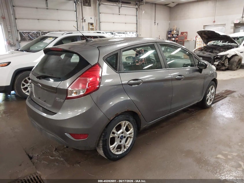 Vin: 3fadp4ej8em194678, lot: 45890694, ford fiesta se 20144