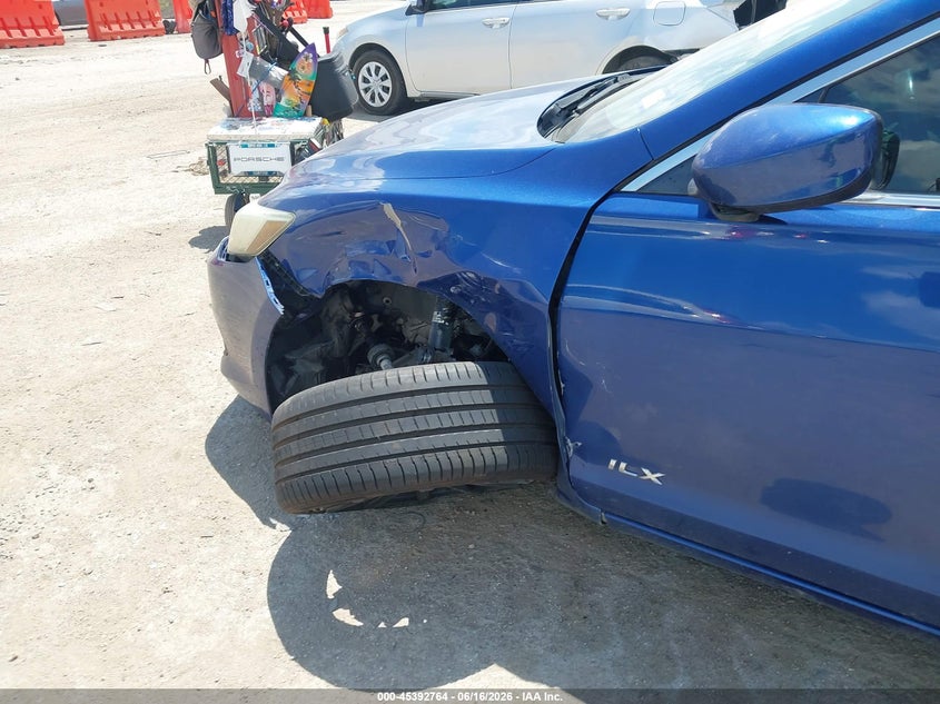 2016 Acura Ilx 2.4L/Acurawatch Plus Package VIN: 19UDE2F30GA021811 Lot: 45392764