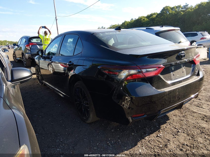 2022 TOYOTA CAMRY auction photo 3