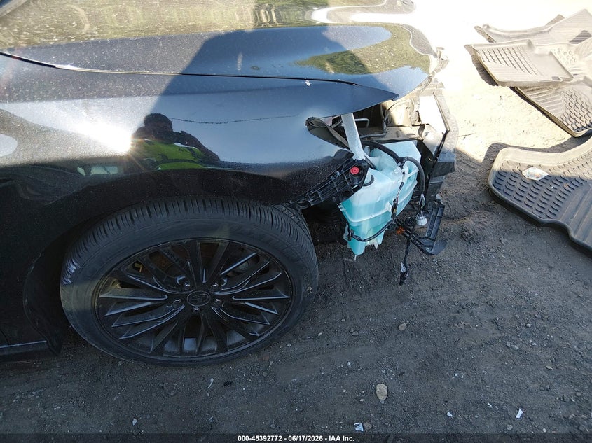 2022 TOYOTA CAMRY auction photo 6