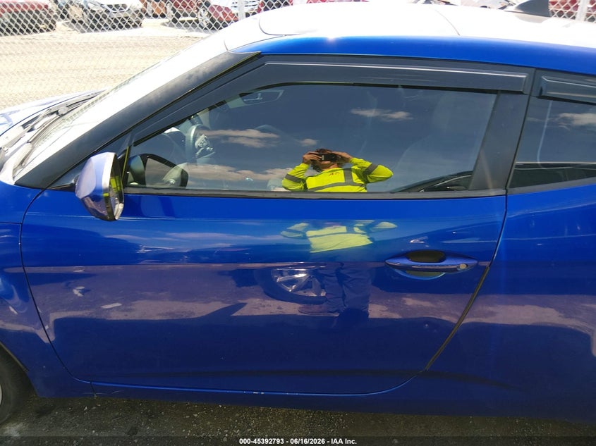 2012 Hyundai Veloster Base W/Black VIN: KMHTC6AD4CU036453 Lot: 45392793