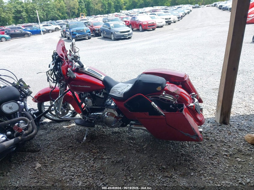 2013 Harley-Davidson Flhx Street Glide VIN: 1HD1KBM17DB684566 Lot: 45392834