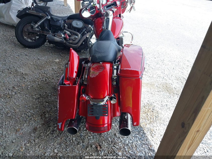 2013 HARLEY-DAVIDSON FLHX auction photo 6