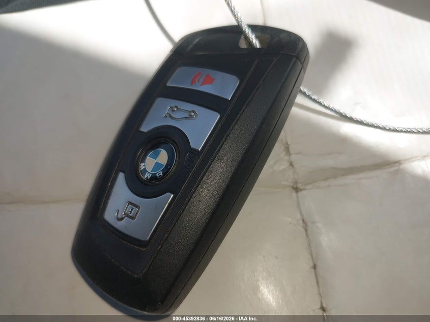BMW 550I - zdjęcie 11