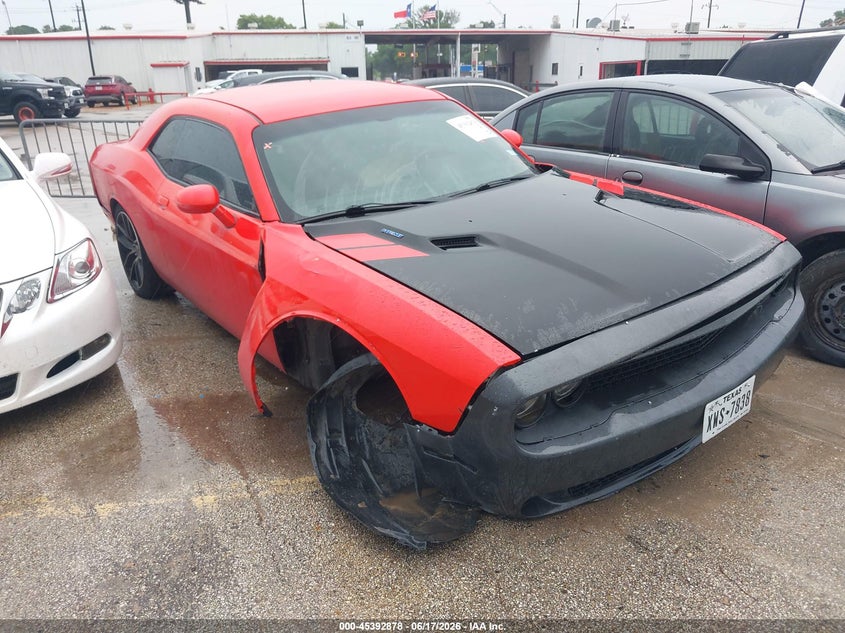 Vin: 2c3cdybt7dh635570, lot: 45890881, dodge challenger r/t 2013 img_1