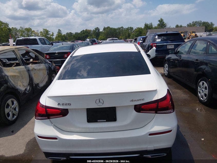 2019 Mercedes-Benz A 220 4Matic VIN: WDD3G4FBXKW016527 Lot: 45392896