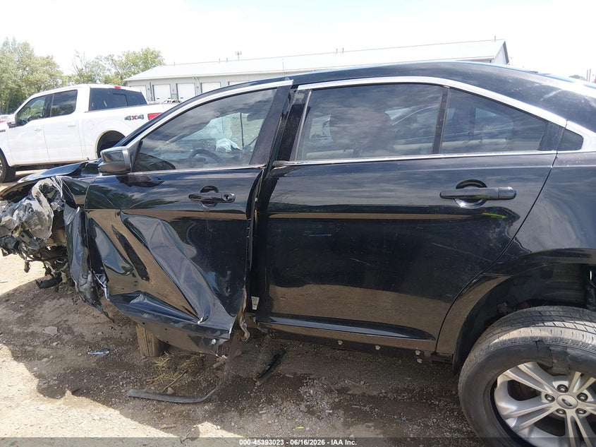 2017 Ford Taurus Sel VIN: 1FAHP2E85HG104842 Lot: 45393023