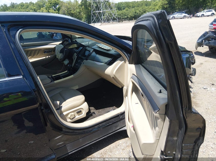 FORD TAURUS 2017 VIN 1FAHP2E85HG104842