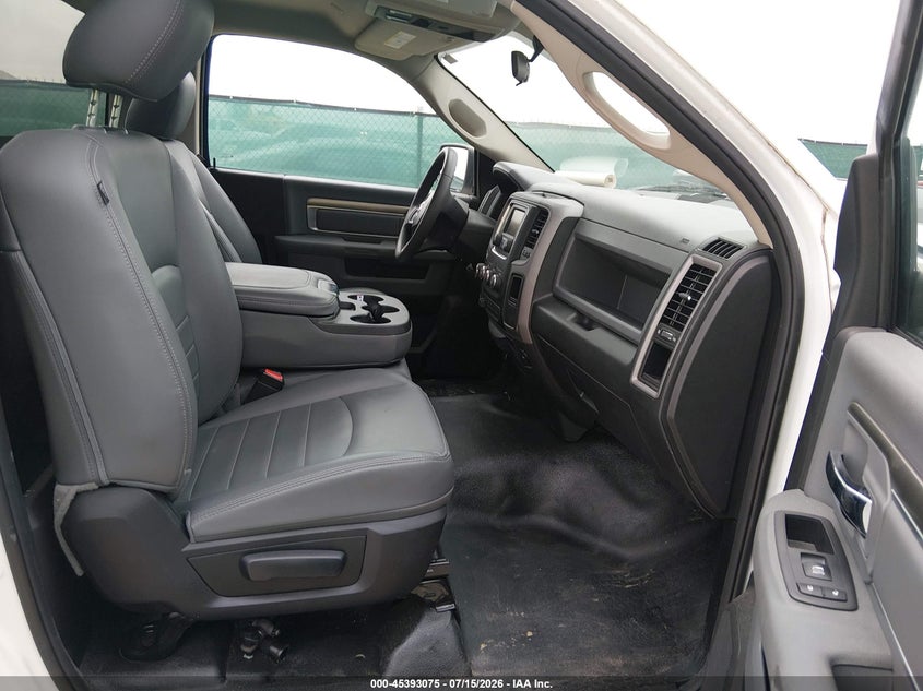 2018 RAM 1500 auction photo 5