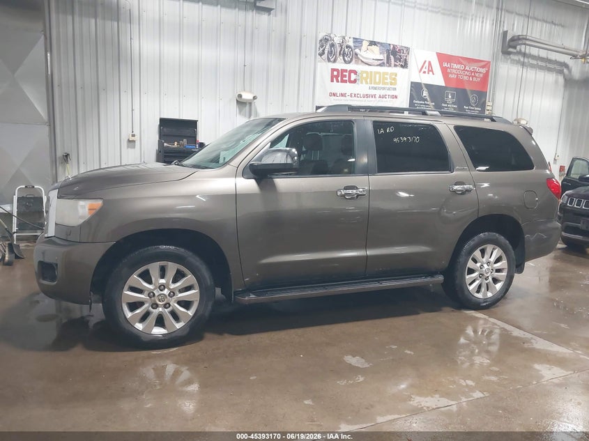 2012 Toyota Sequoia Platinum 5.7L V8 VIN: 5TDDW5G13CS070492 Lot: 45393170