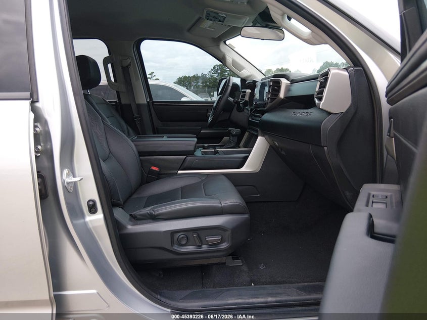 2023 TOYOTA TUNDRA auction photo 5