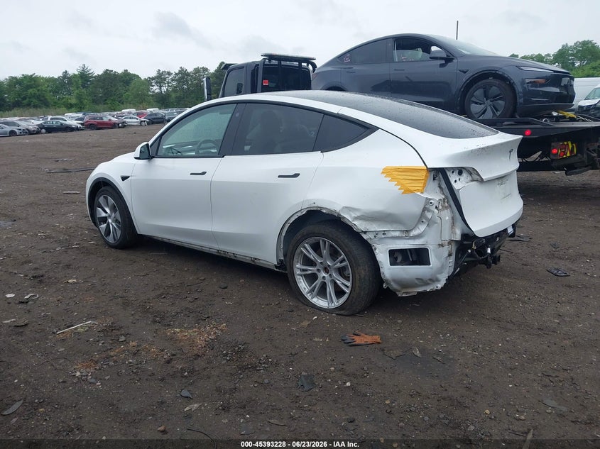 2021 TESLA MODEL Y auction photo 3