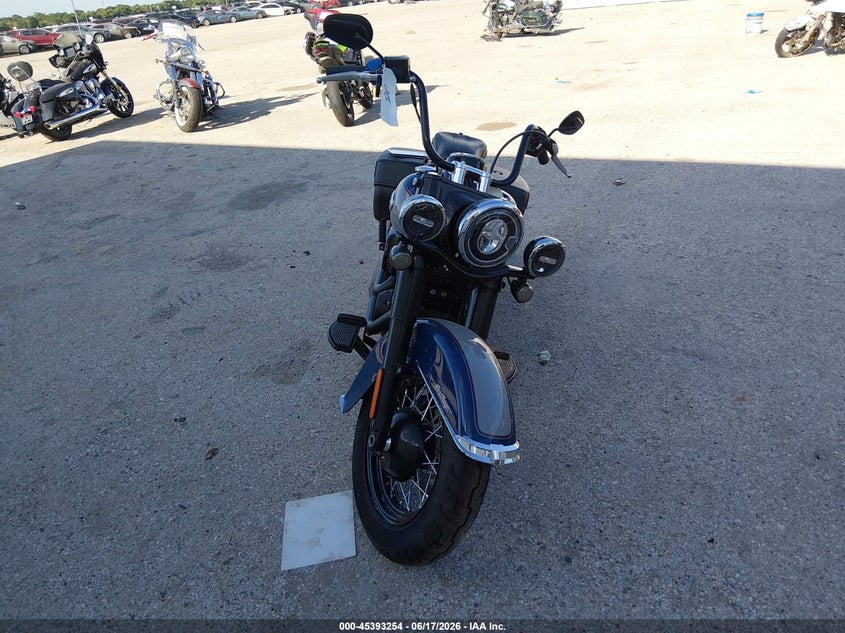 2023 HARLEY-DAVIDSON FLHCS auction photo 5