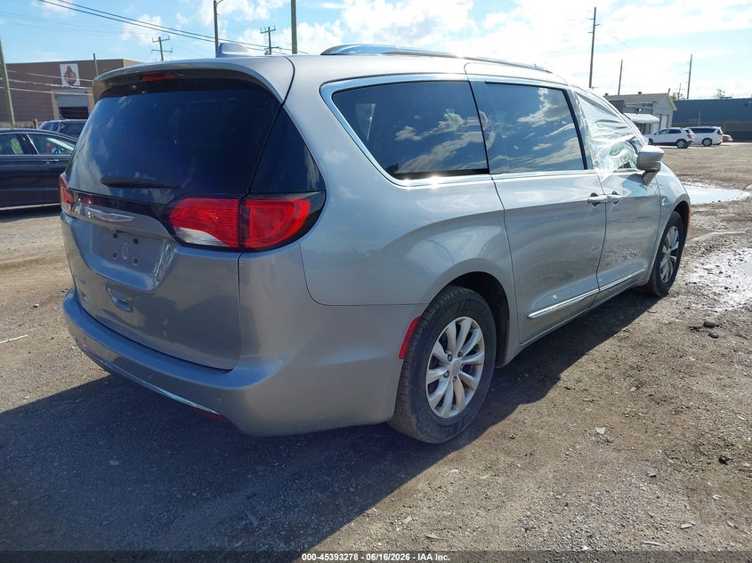 Vin: 2c4rc1eg9hr851385, lot: 45891281, chrysler pacifica touring-l plus 20174