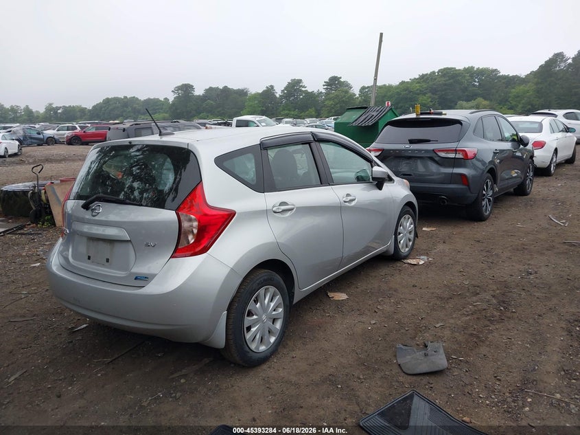 AtlanticExpress - Nissan Versa Note