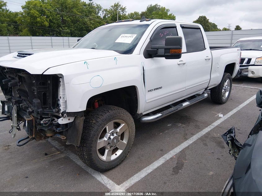 2017 CHEVROLET SILVERADO 2500HD auction photo 2