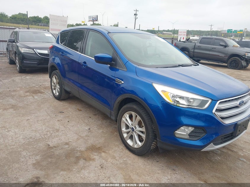 2019 FORD ESCAPE auction photo 1