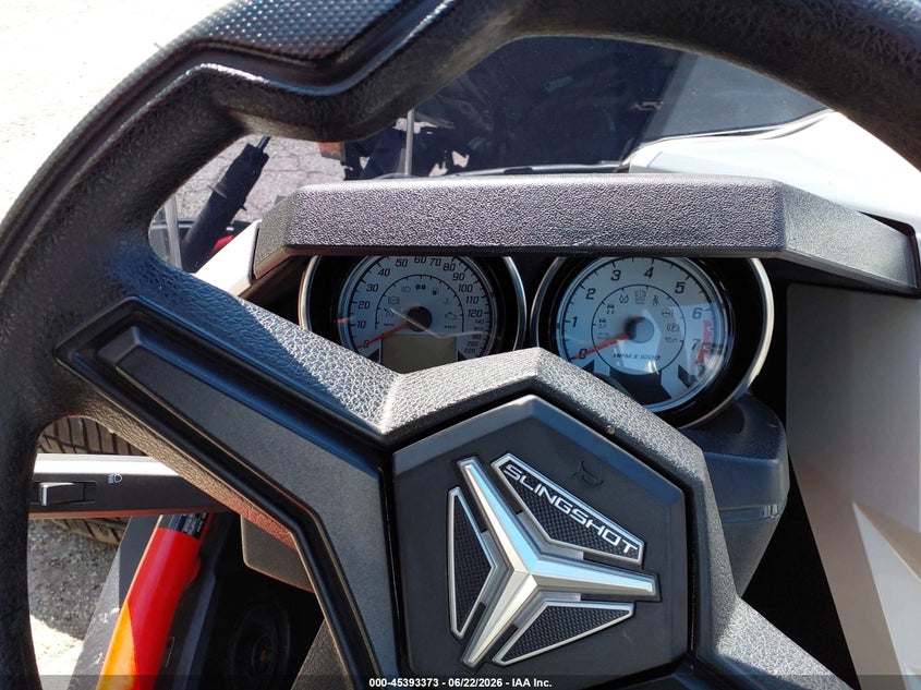 2016 Polaris Slingshot Sl VIN: 57XAAPFA2G7116951 Lot: 45393373