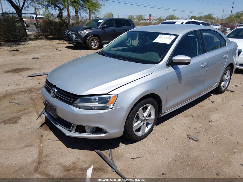 2013 VOLKSWAGEN JETTA auction photo 2