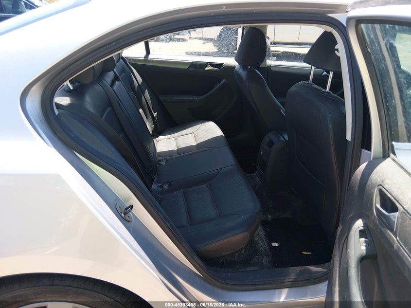 2013 VOLKSWAGEN JETTA auction photo 8
