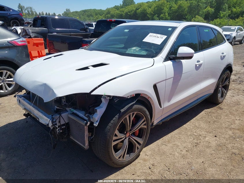 Vin: sadcz2ee5na690370, lot: 45891678, jaguar f-pace svr p550 awd automatic 20222