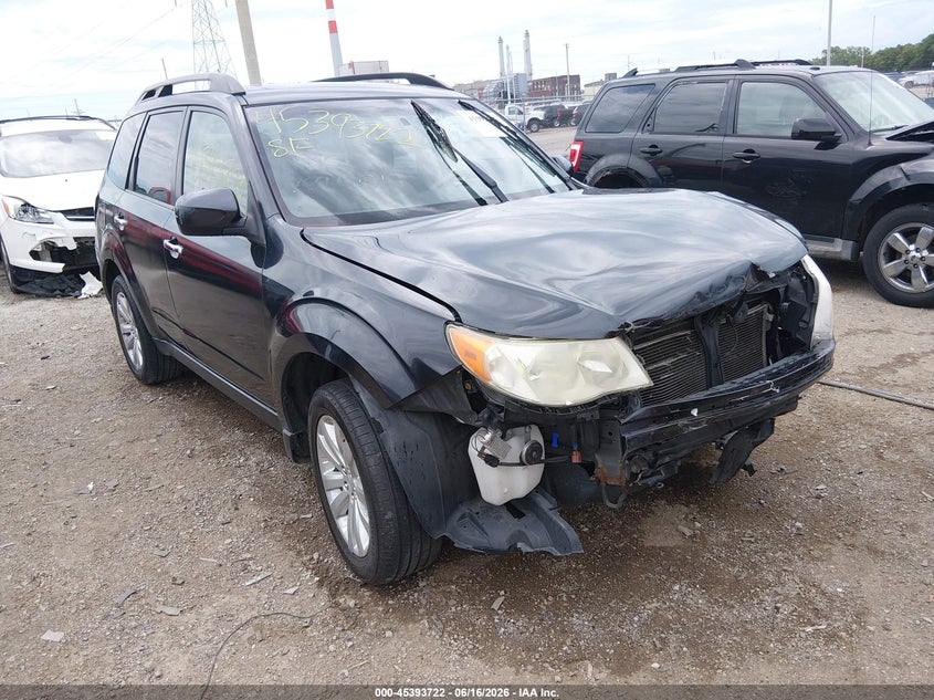 Vin: jf2shbdc9bh779163, lot: 45891725, subaru forester 2.5x premium 2011 img_1