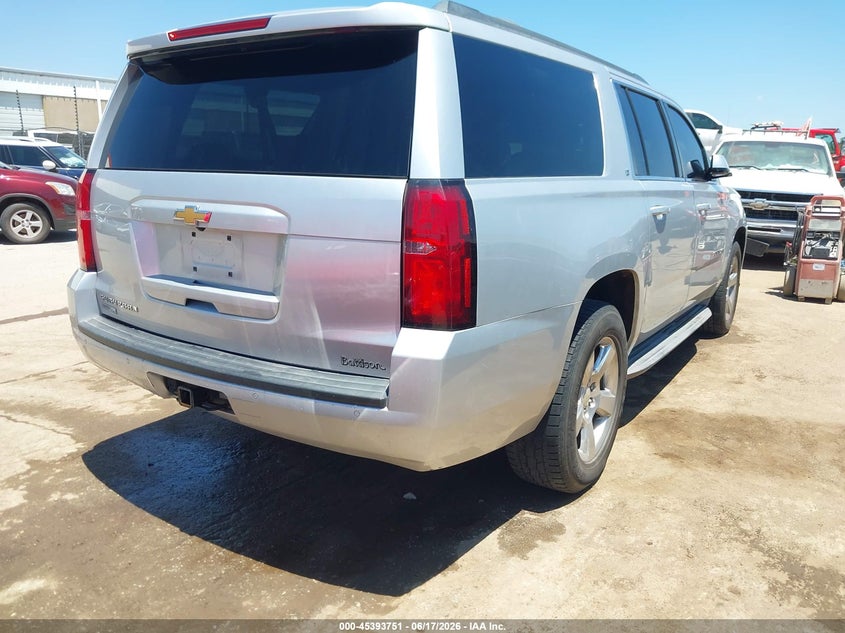 CHEVROLET SUBURBAN - zdjęcie 4
