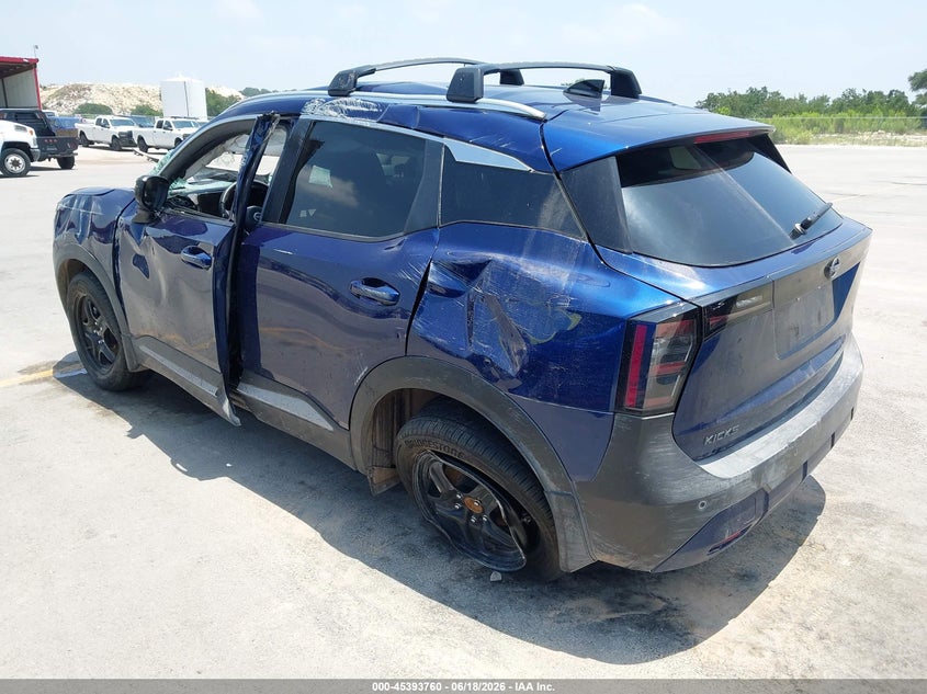 2026 NISSAN KICKS auction photo 3