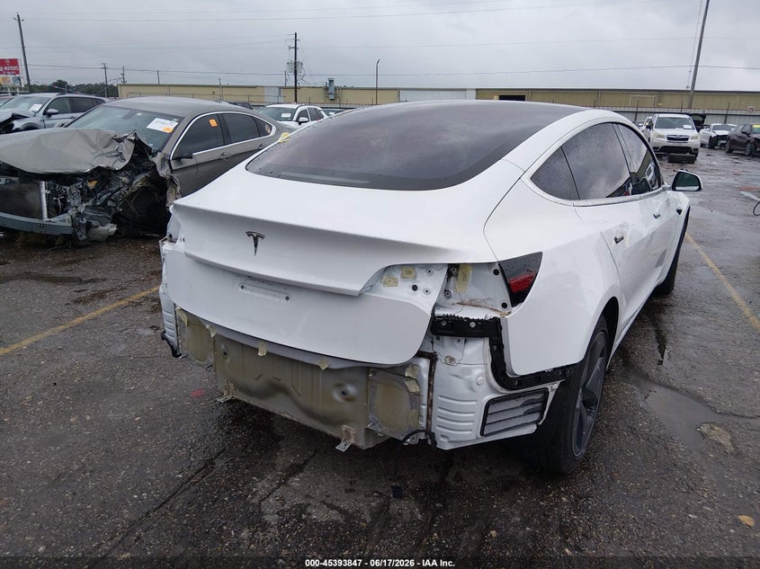 2018 TESLA MODEL 3 auction photo 6